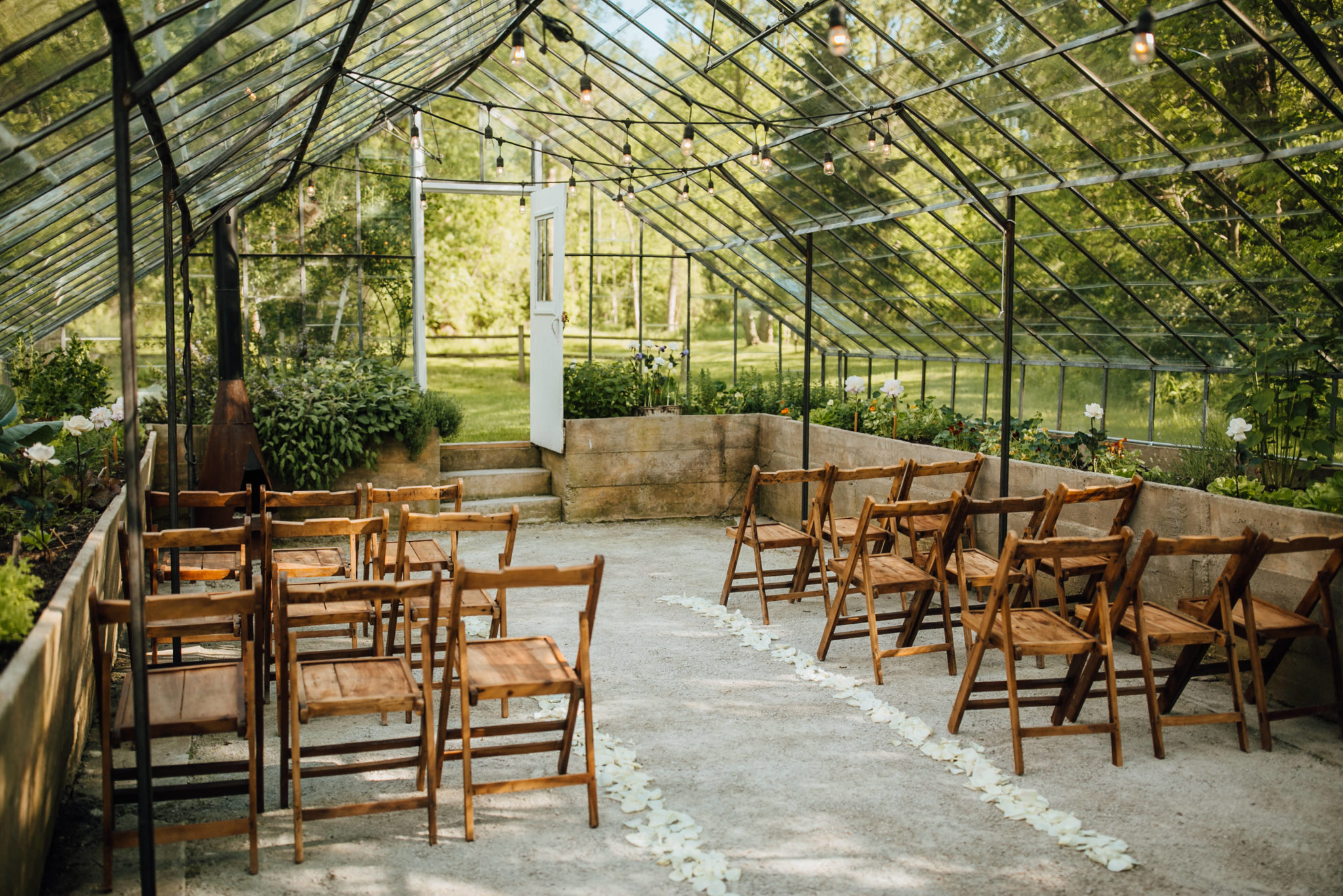Small Wedding Venues In Michigan The Glass House7 2048x1366 